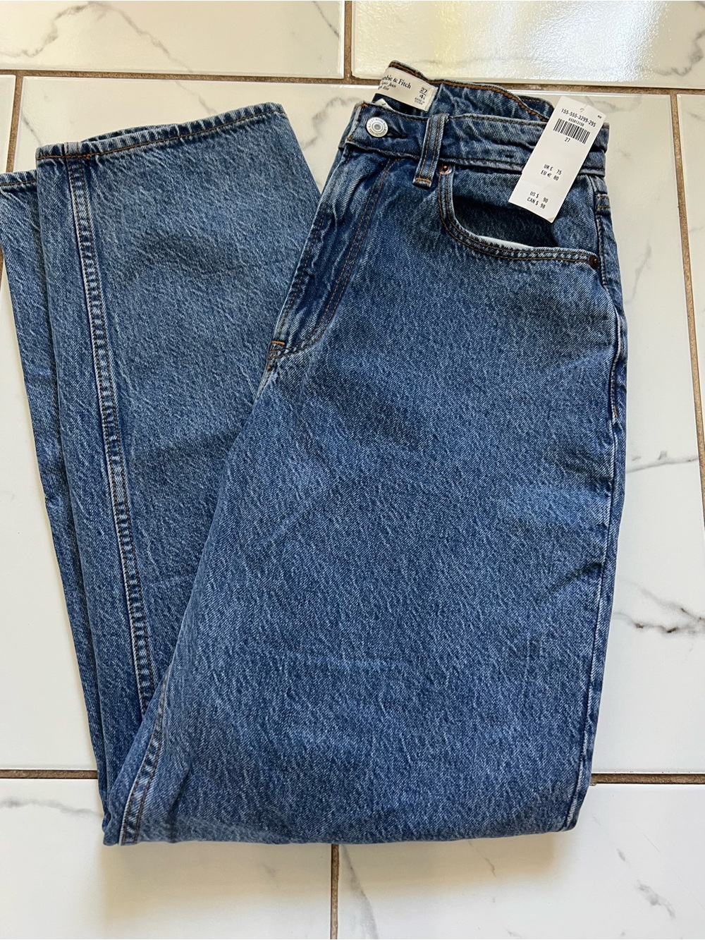 Abercrombie Curve Love High-Rise Taper Jean Medium Blue Size 27 NWT